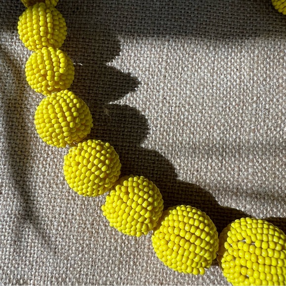 J Crew seed bead graduated ball yellow necklace flintstones statement bold - Picture 3 of 6